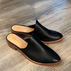 Soludos Black Leather Mules with Brown Sole